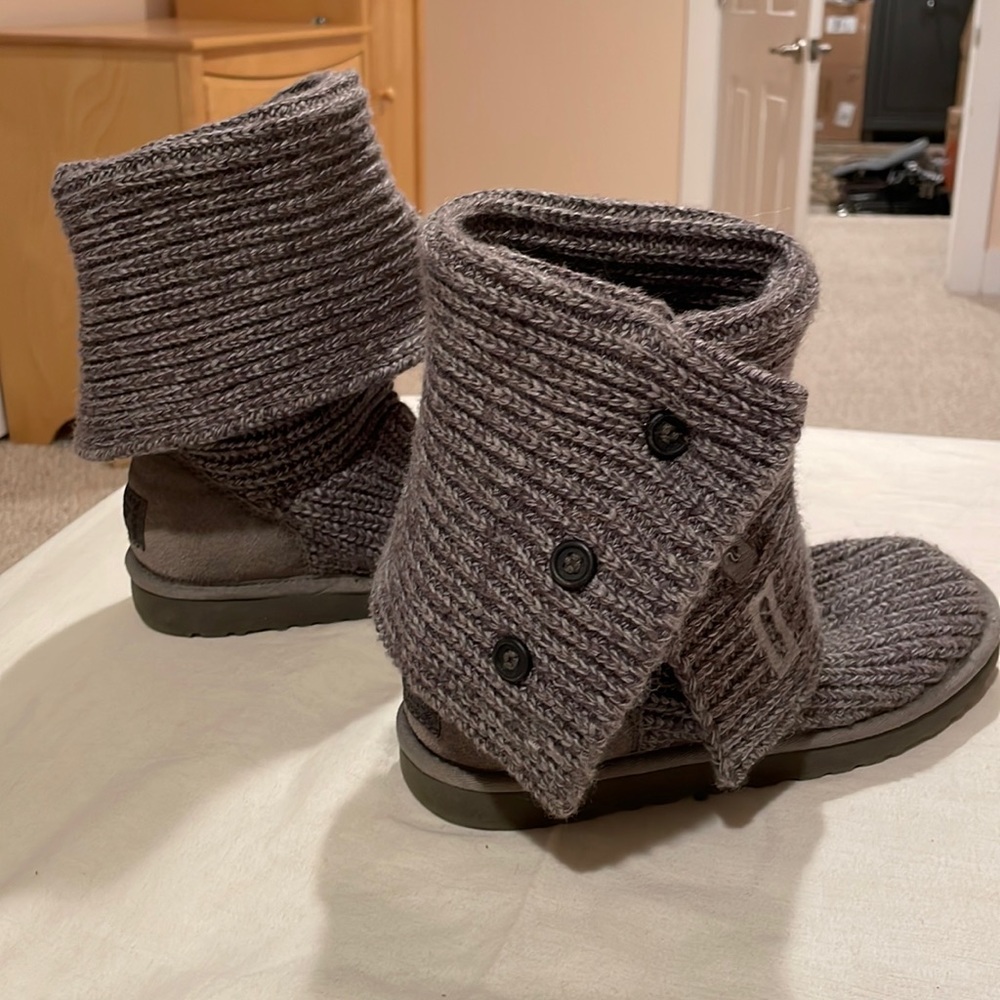Ugg grey knit boots